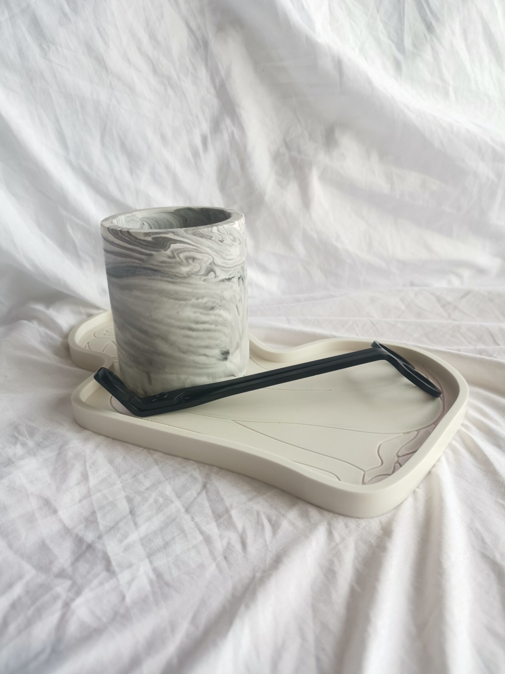 Eco Resin Jesmonite South Africa - Candlestick holder Terrazzo Candle Holder Iridiscent Iris Lady Women Body Figure Styling Tray Seashell Conch Trinket Tray Lady Styling Trinket Tray - Iridescent Iris - Extra Large Console Table - Amore Creative Collections