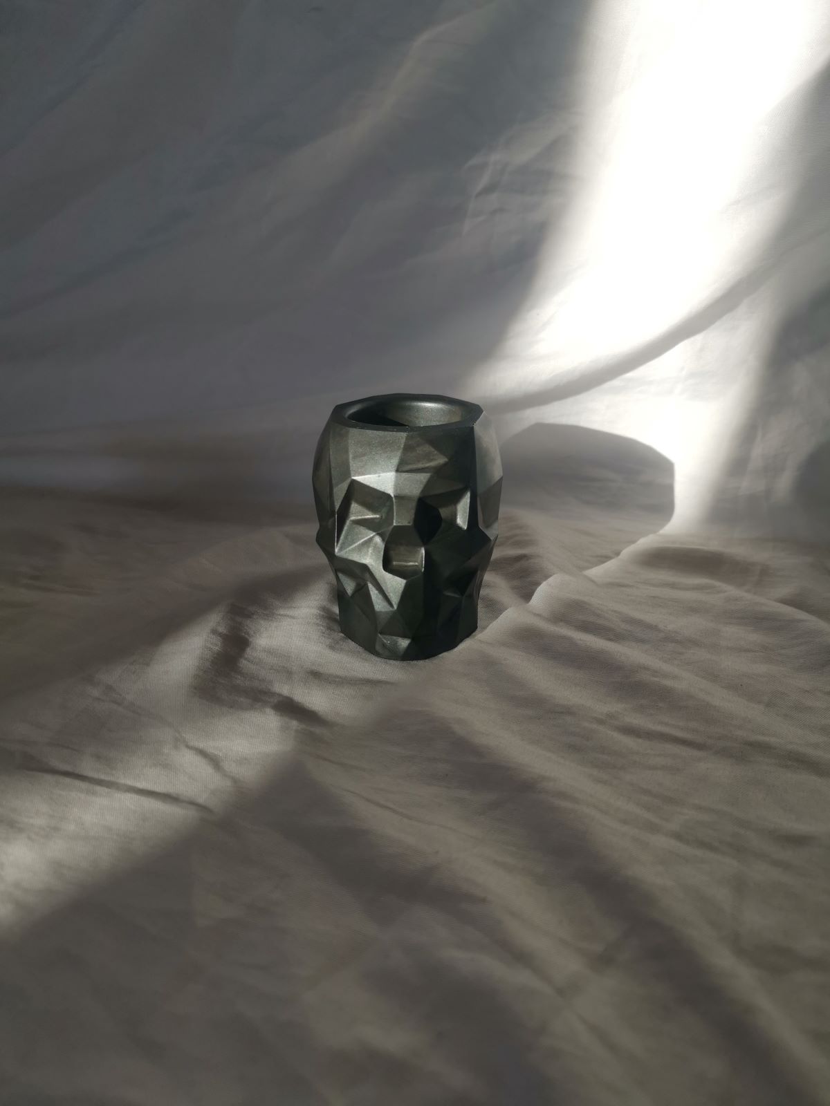 Gunmetal Black Skull Pot Amore Creative Collections Home Decor - Jesmonite South Africa Shop Online Gunmetal Black Skull Pot Amore Creative Collections Home Decor - Jesmonite South Africa Shop Online