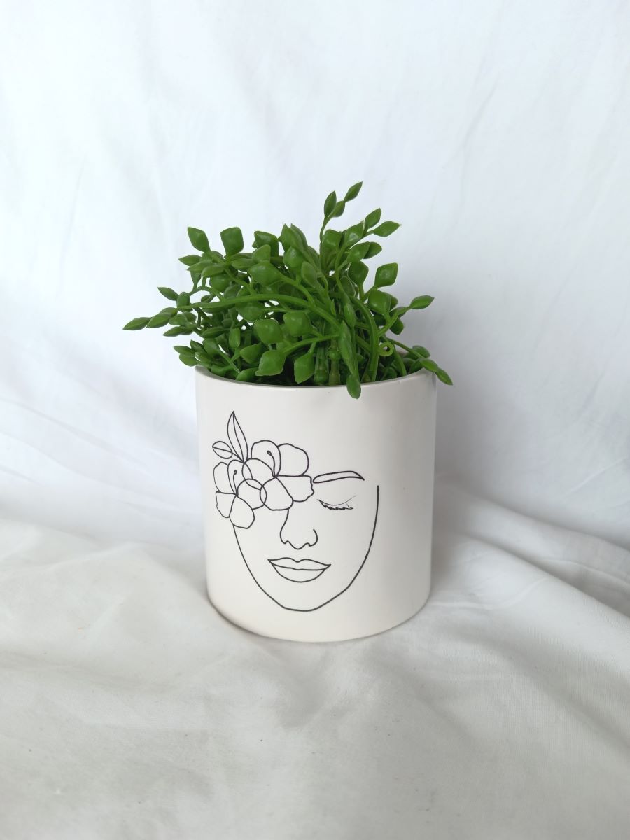 Amore Creative Collections Home Decor Jewellery Accessories - Jesmonite Polymer Clay South Africa Gift Shop Trays Coasters Marble (18) line art succulent pot planter - pen stationery pot - make up brsuh holder - jesmonite south africa amore creative collections