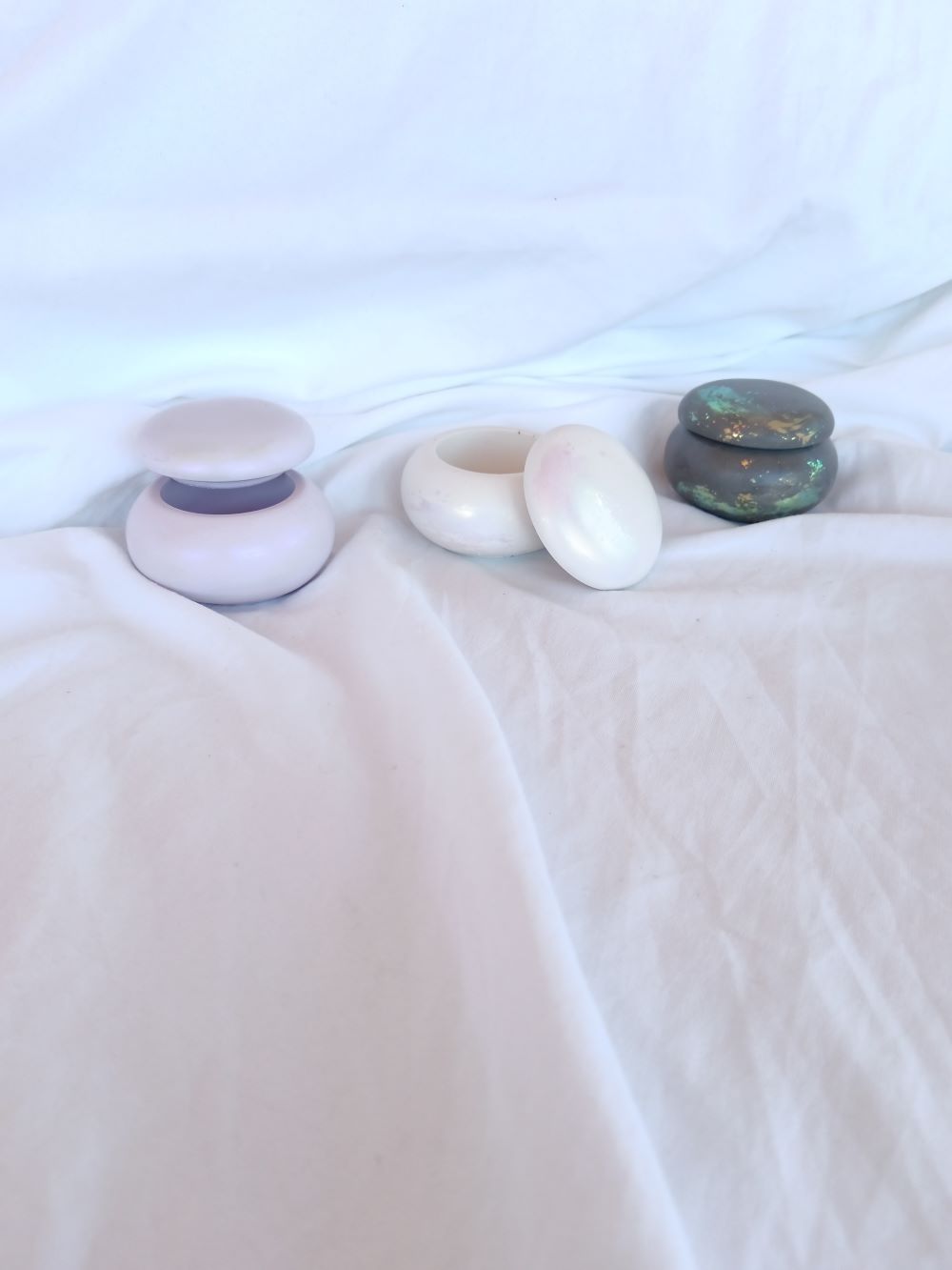 Amore Creative Collections - Jesmonite Home Decor Unique Gifts South Africa Shop Online Store (117) Pebble Pots - Shimmer Galaxy Lavender Charcoal Grey White Amore Eco Resin Jewellery Storage pots