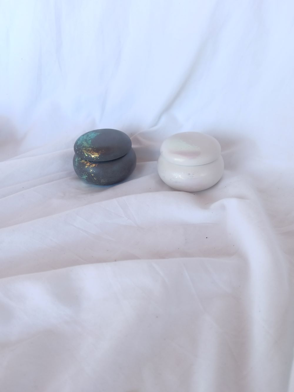 Amore Creative Collections - Jesmonite Home Decor Unique Gifts South Africa Shop Online Store (65) Pebble Pots - Shimmer Galaxy Lavender Charcoal Grey White Amore Eco Resin Jewellery Storage pots
