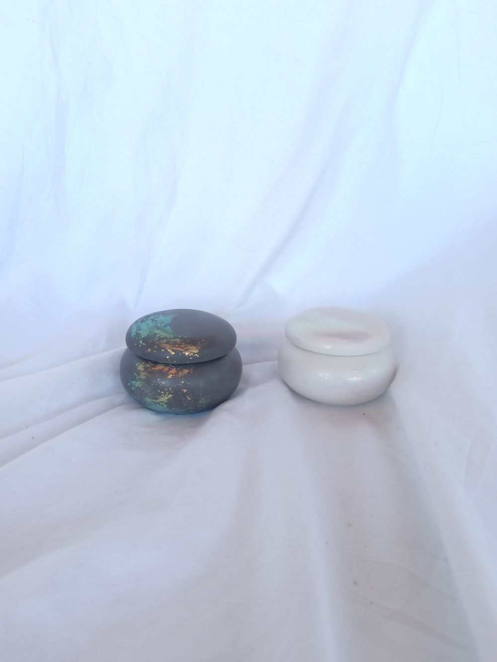 Amore Creative Collections - Jesmonite Home Decor Unique Gifts South Africa Shop Online Store (66) Pebble Pots - Shimmer Galaxy Lavender Charcoal Grey White Amore Eco Resin Jewellery Storage pots