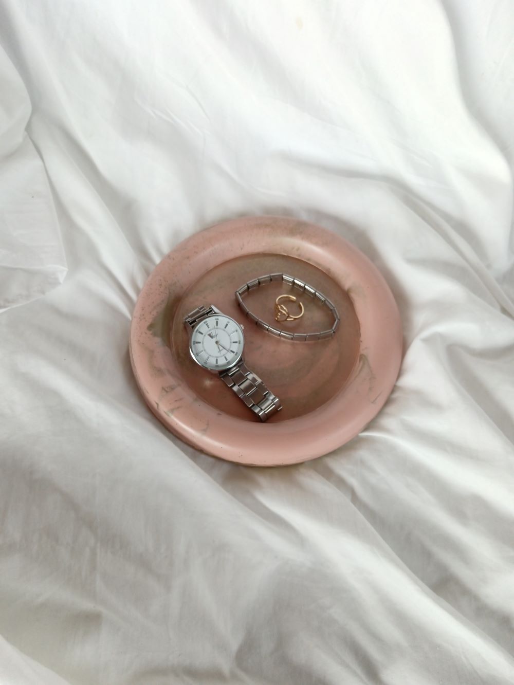 Round Bubble Tray Extra Large - Jesmonite Ceramic Eco Resin Concrete Cement Gypsum Decor South Africa - Amore Creative Collections (1) Round Bubble Tray Extra Large - Jesmonite Ceramic Eco Resin Concrete Cement Gypsum Decor South Africa - Amore Creative Collections
