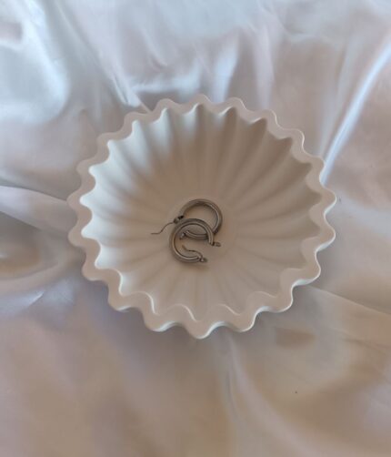 Wavy Edge Bowl Snacks Jewellery Ripples Eco resin jesmonite gypsum Amore Creative Collections South Africa unique decor handmade gifts